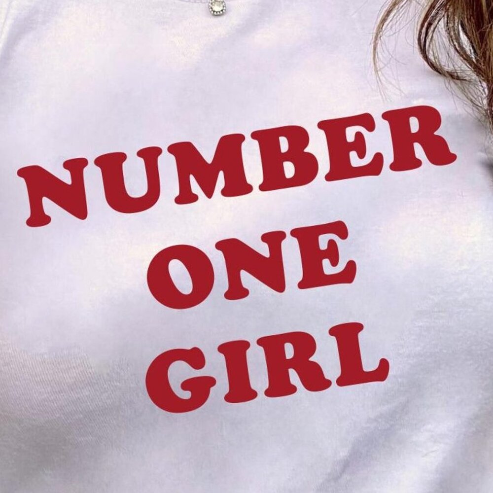 Number One Girl Tee, Y2k Retro Graphic Unisex T-Shirt - Picture 2 of 3